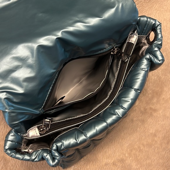 THINK ROYLN The Bar Bag - Picture 10 of 17